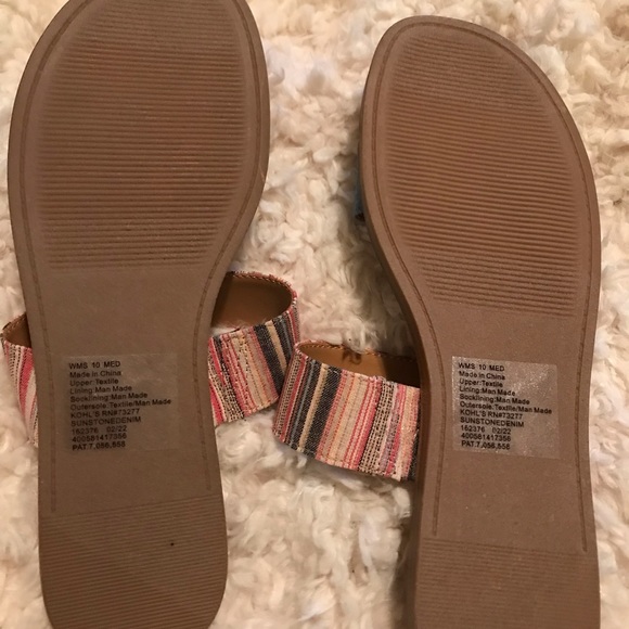 Sandals - Picture 3 of 3